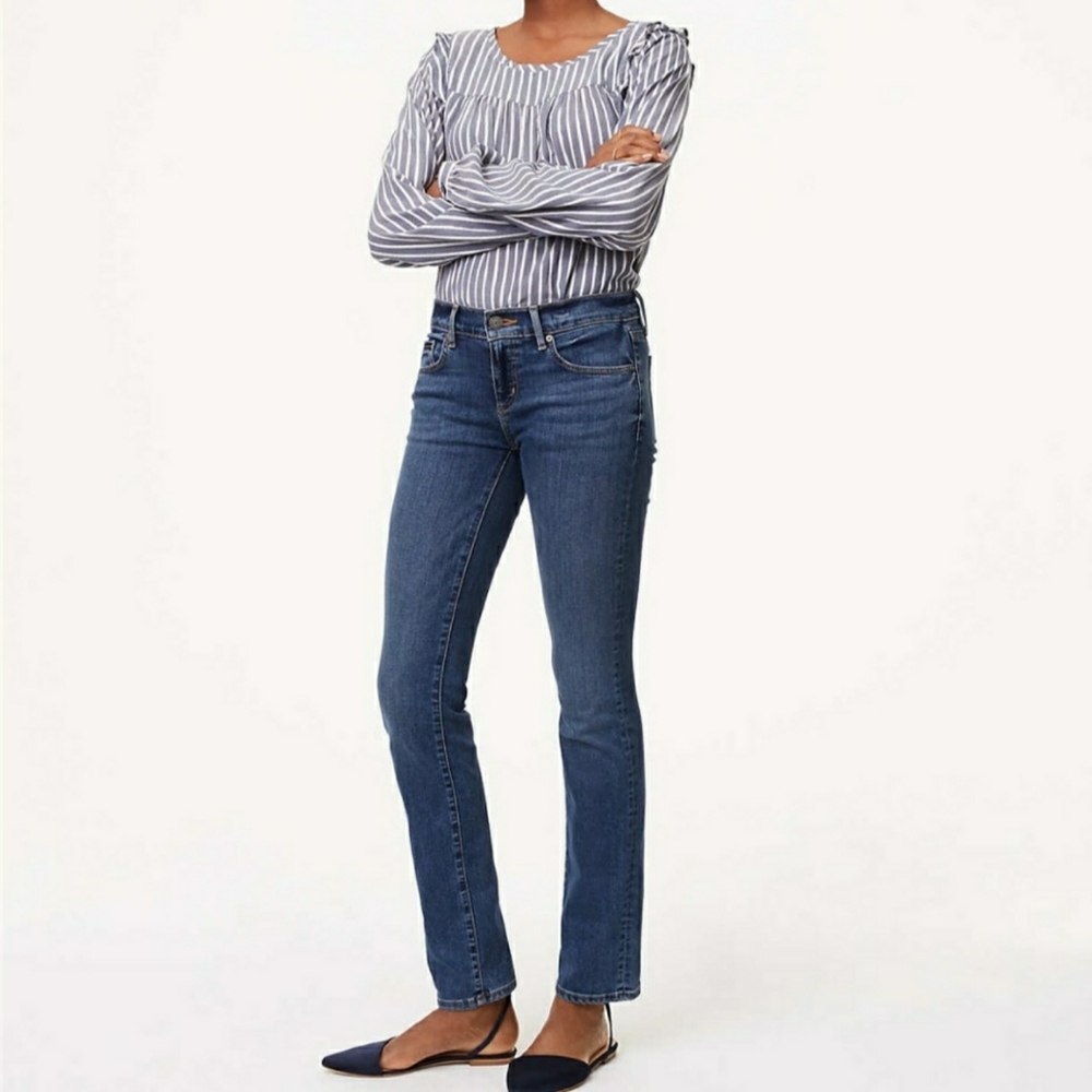🌻 LOFT Ann Taylor Modern Straight Jean's